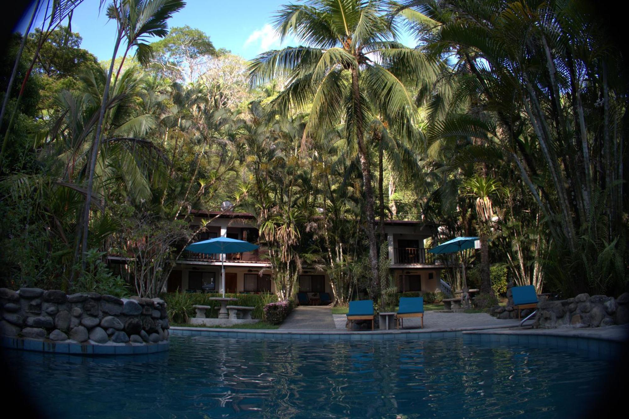 Rio Lindo Hotel Dominical Exterior photo